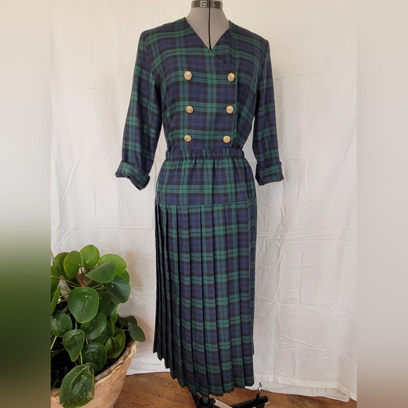 Vintage plaid Blazer and Skirt set - Picture 8 of 10